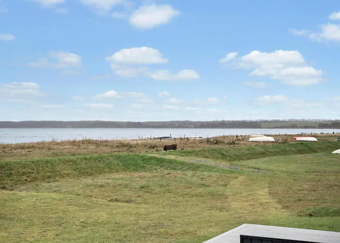 Stunning In Juelsminde With Wifi Sonderby (Midtjylland)